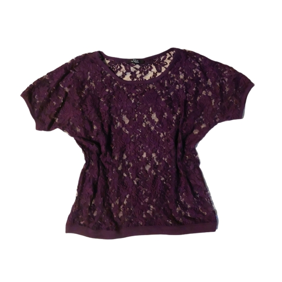 🍓2 for $30🍓 Iris Dark Purple Lace tshirt - Picture 1 of 2